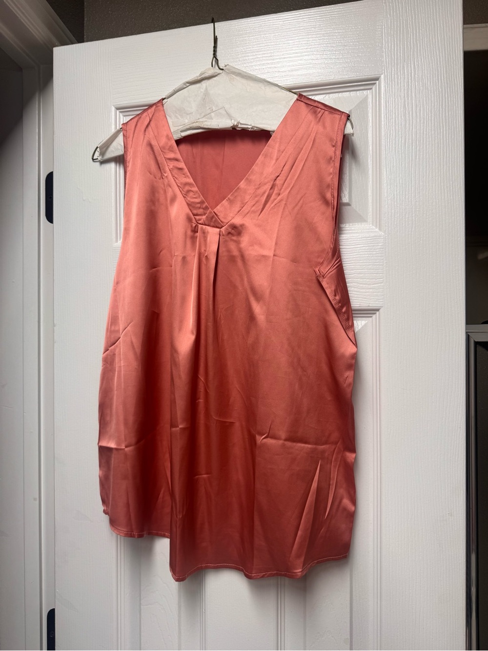 SHEIN Coral Satin V-Neck Camisole Tank